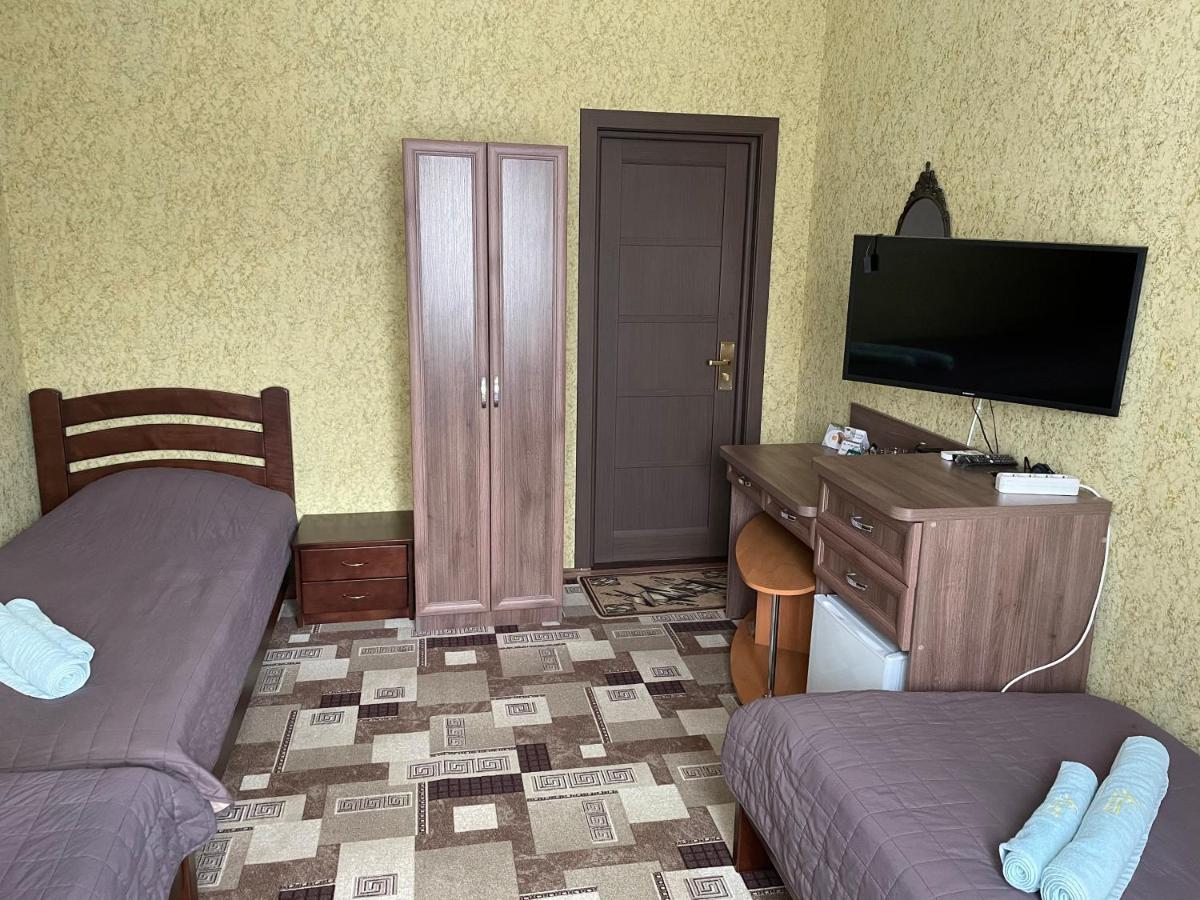 Отель "Natali" Mykolaiv Exterior foto